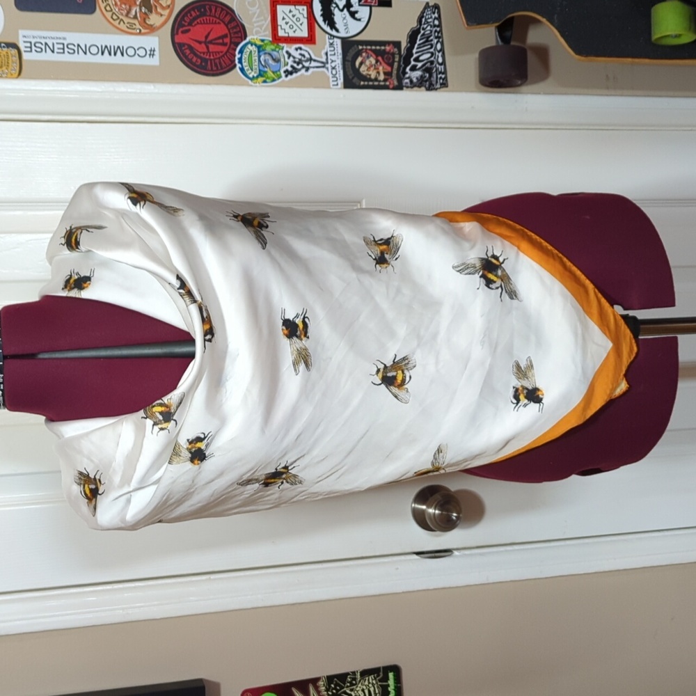 Limited edition Victoria Beckham for Target bumblebee scarf